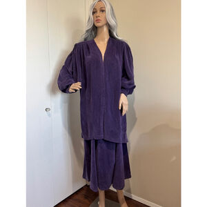 Vintage 80’s Women's Tidorpha Aphrodite sandwashed silk Skirt Suit, M Purple GUC